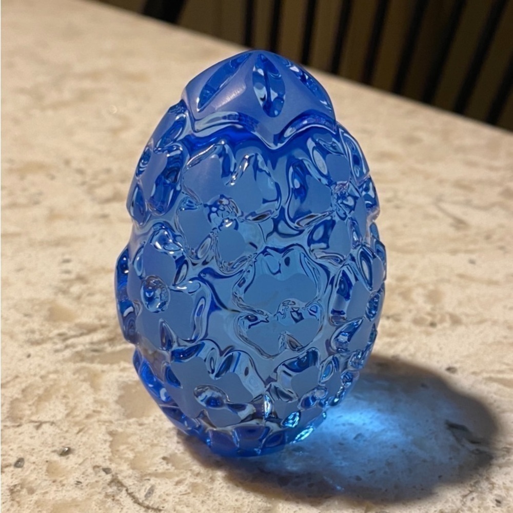 VINTAGE~INDIGO BLUE~GLASS EGG~PAPERWEIGHT~NO CHIPS OR CRACKS~2” x 3 1/4” T~G12